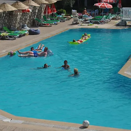 Club Ekinci Palace 3*
