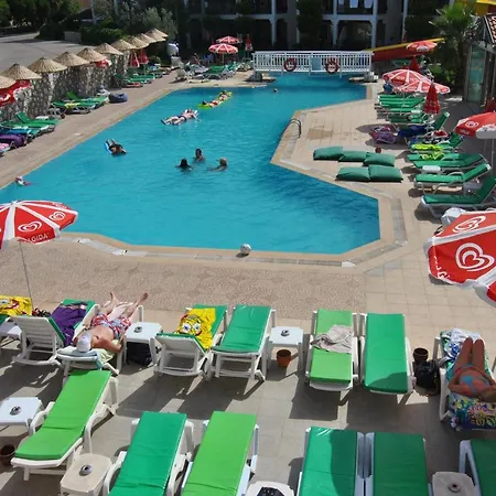 Club Ekinci Palace 호텔