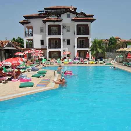 호텔 Club Ekinci Palace