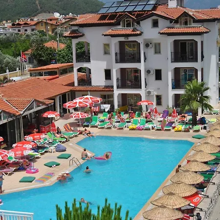 Club Ekinci Palace 3*