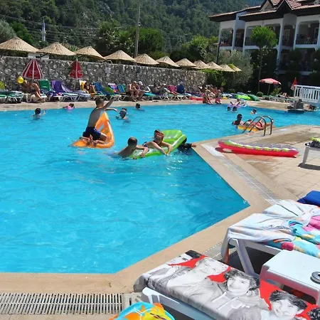 Club Ekinci Palace 호텔 3*